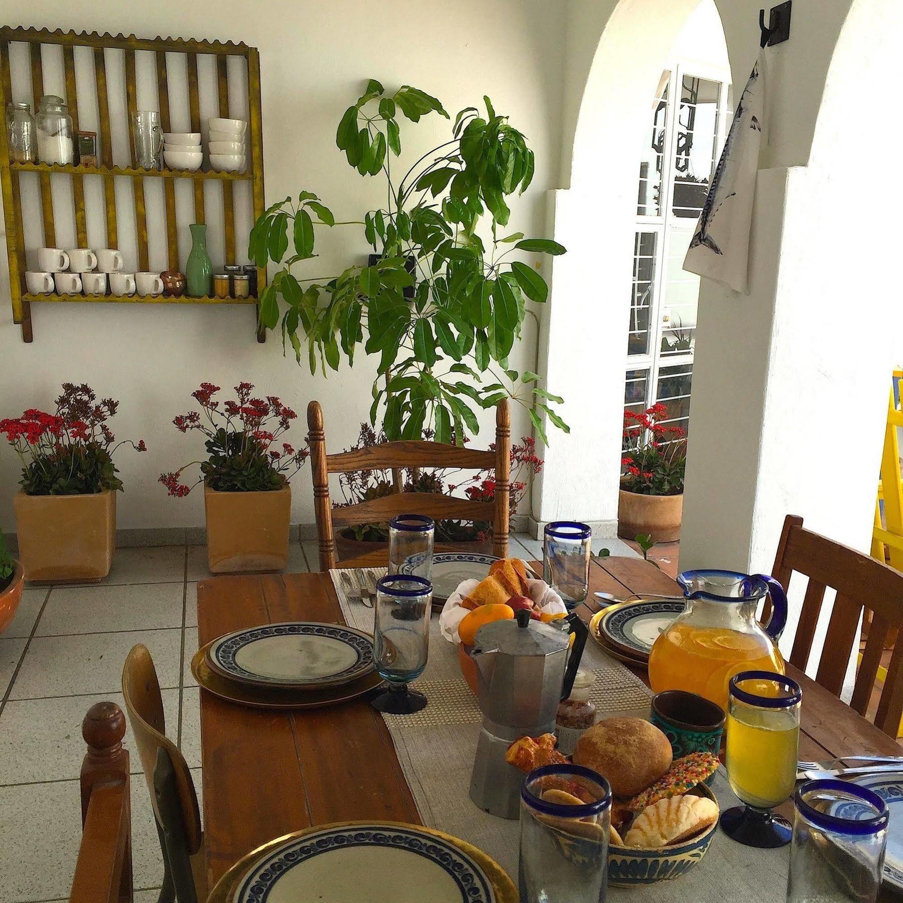 Casa Canario Hostel Guadalajara Dış mekan fotoğraf